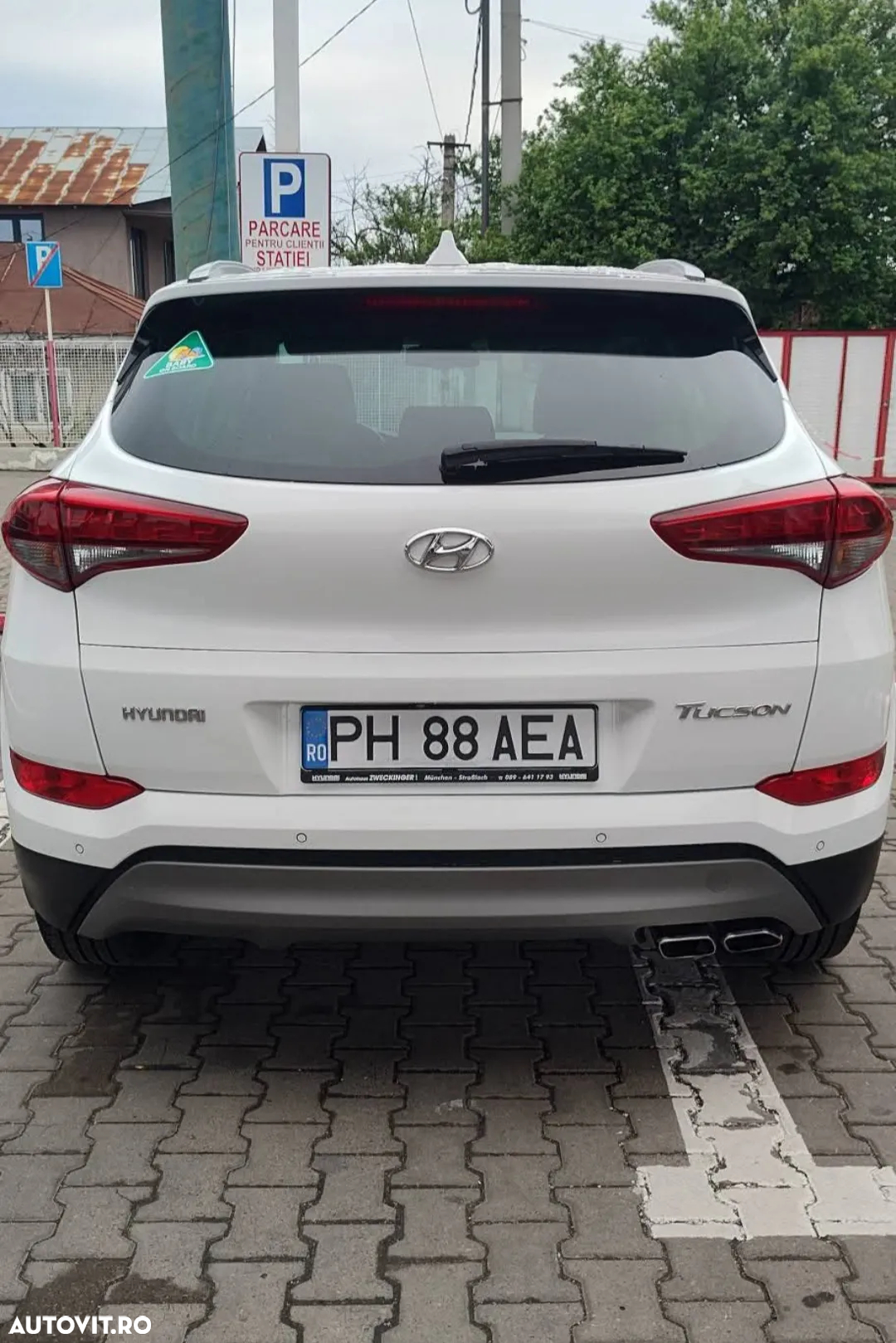 Hyundai Tucson 2.0 CRDI 4WD Automatik Style - 4