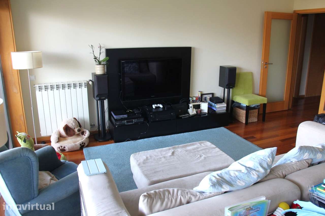 T2 com Varanda Panorâmica | Quinta do Cravel - Grande imagem: 3/41