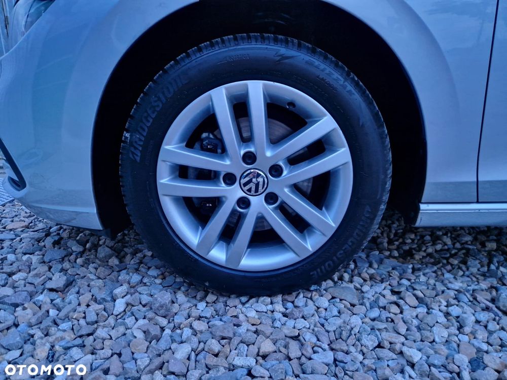 Volkswagen Golf - 30