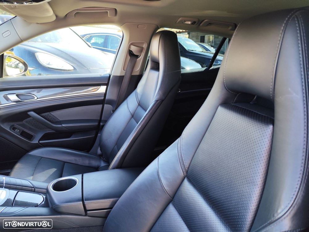 Porsche Panamera Diesel Platinum Edition - 28
