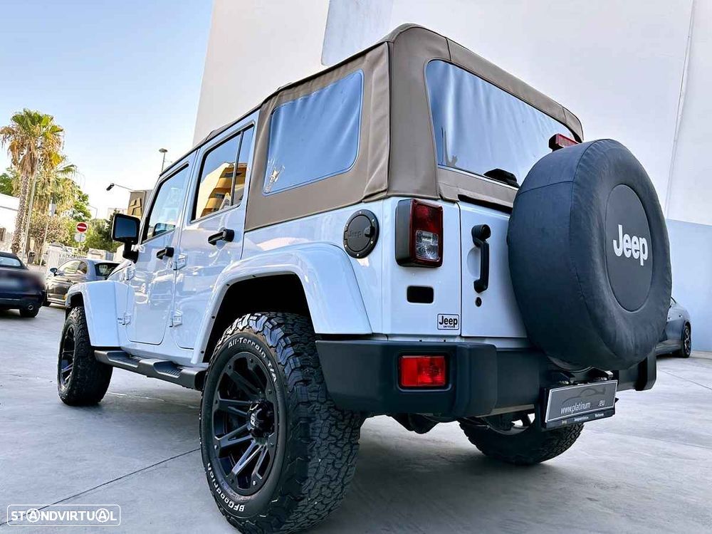 Jeep Wrangler Unlimited - 51