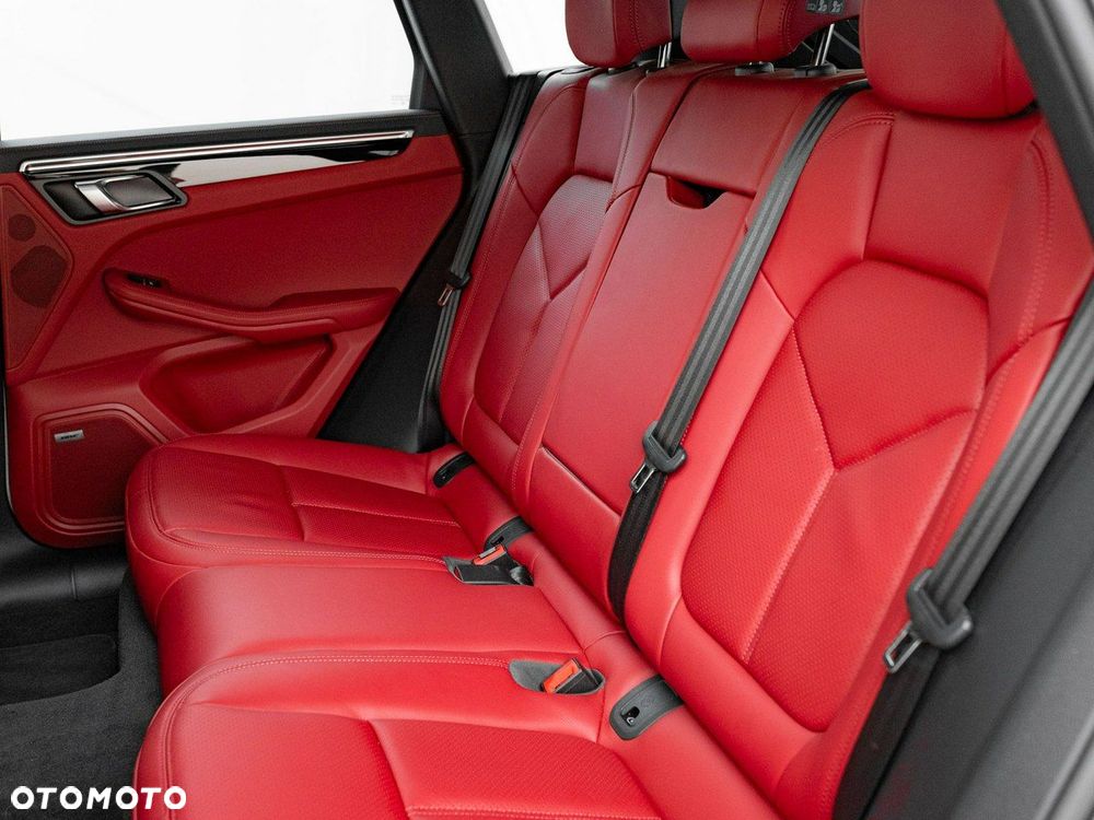 Porsche Macan - 29