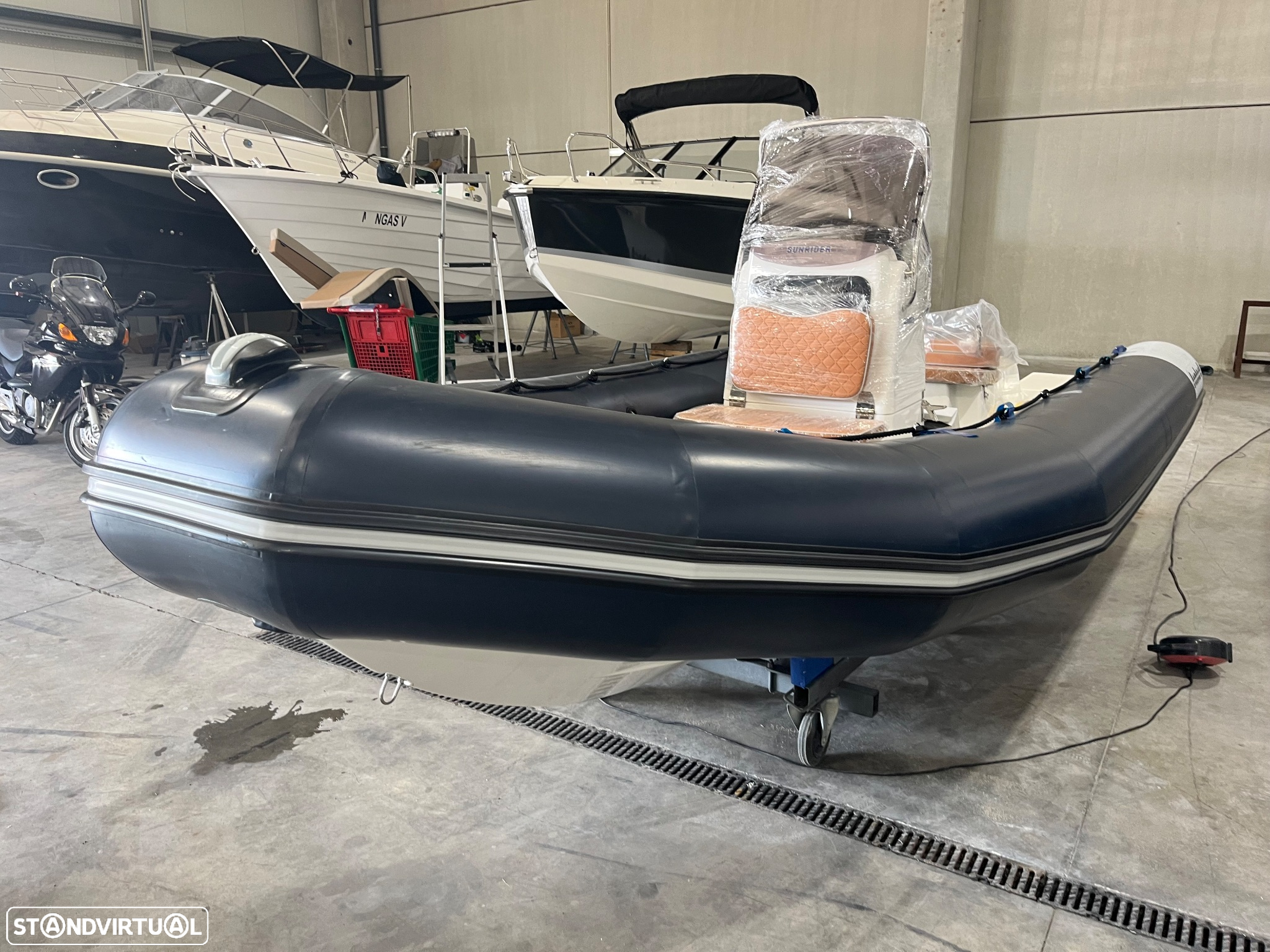Bombard 550 Blue Story Hypalon - 8