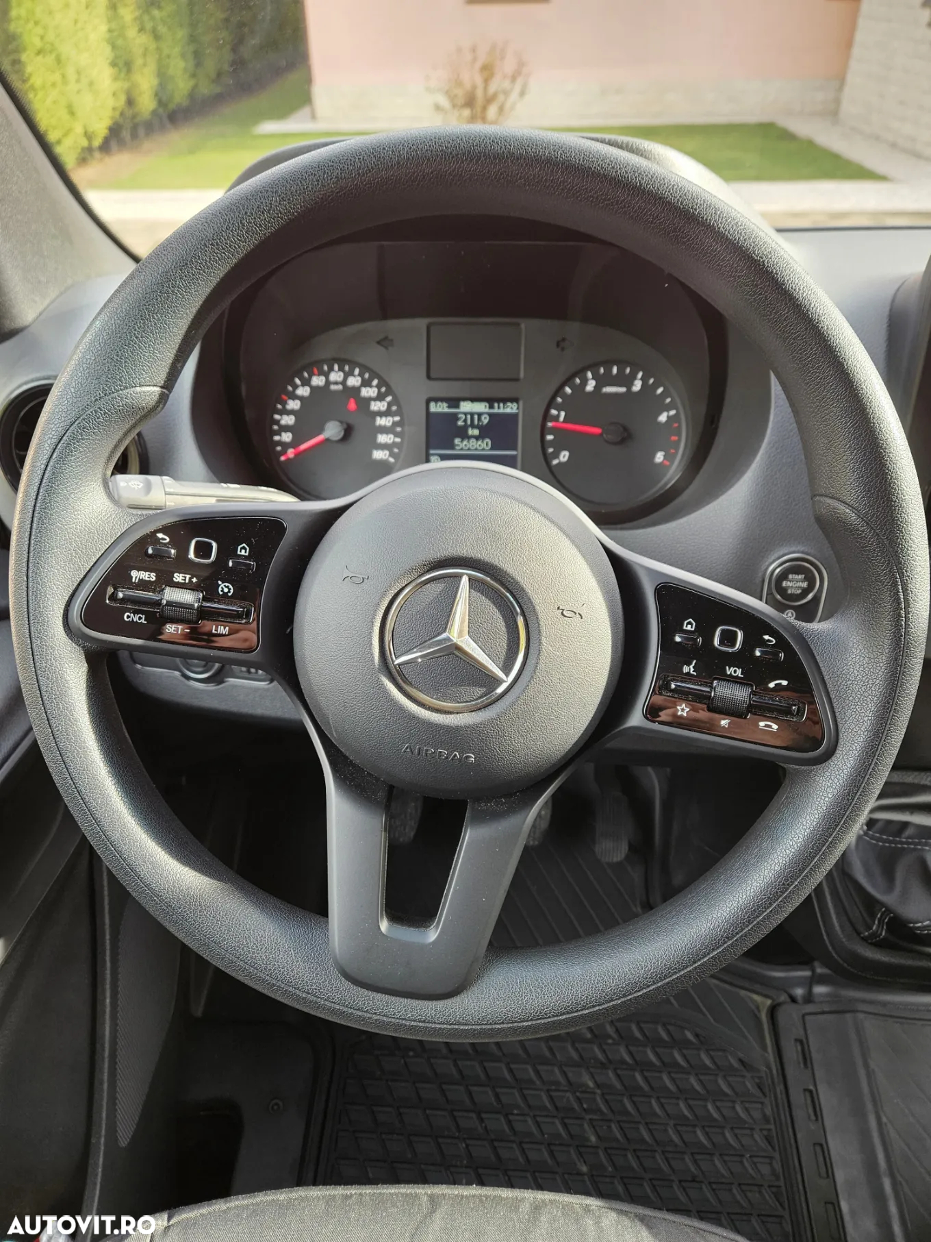Mercedes-Benz Sprinter Tourer 317 CDI 170CP L3H2 RWD 6MT - 15