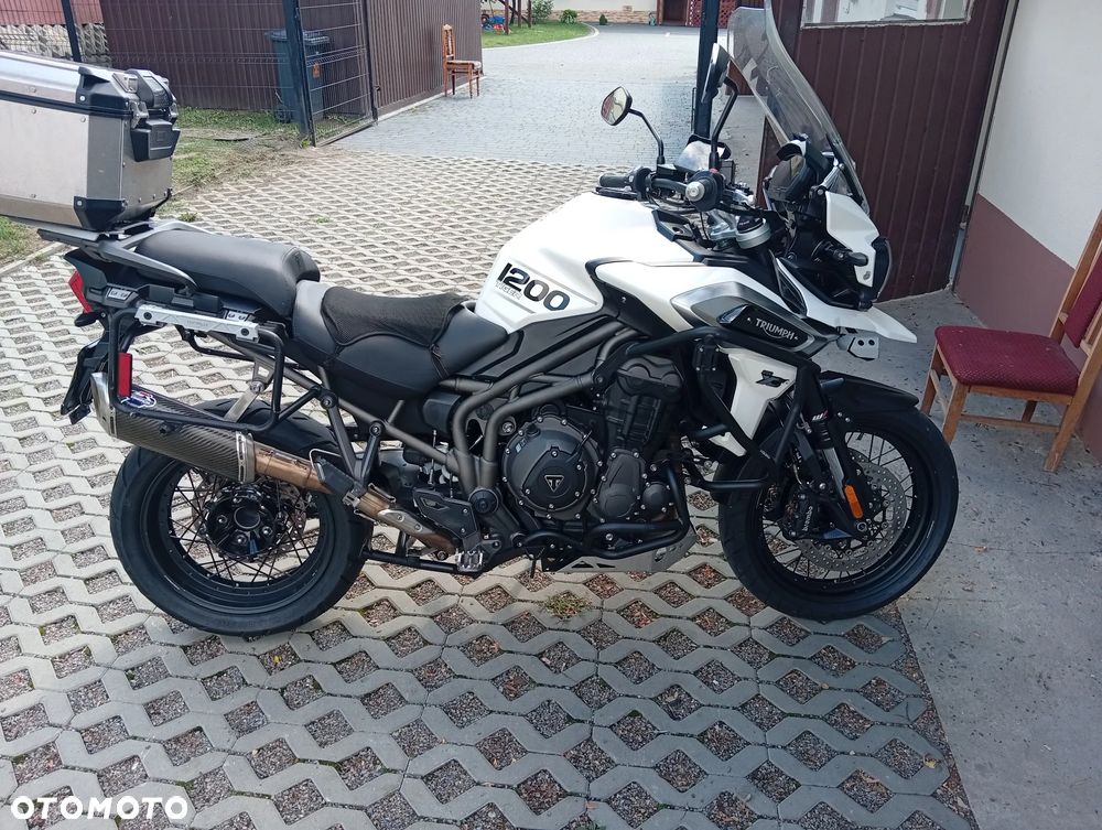 Triumph Tiger - 2