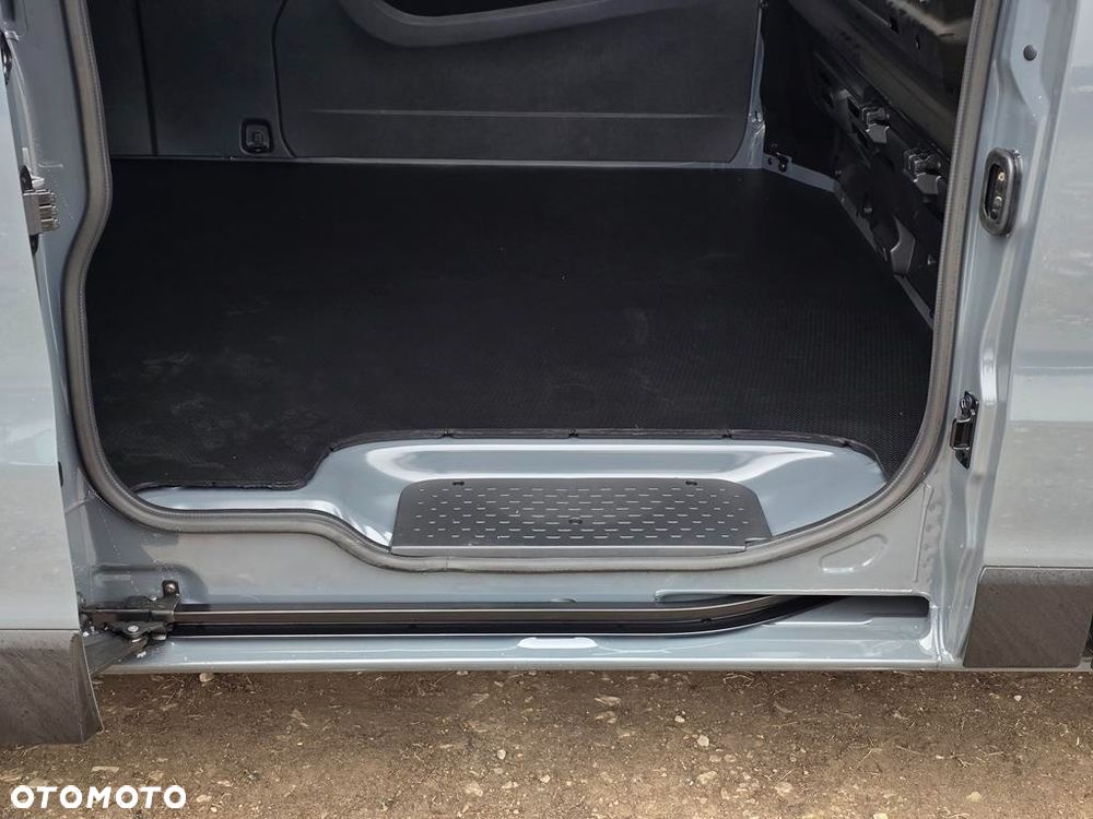 Renault Trafic 2.0 dCi L2H1 HD Extra automat - 19