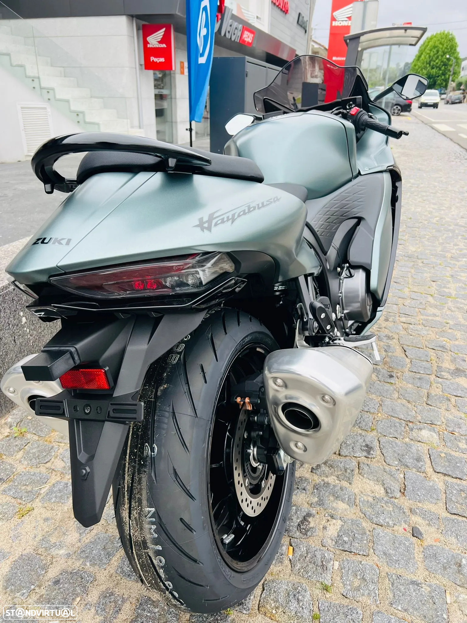 Suzuki Hayabusa 1300 - 3