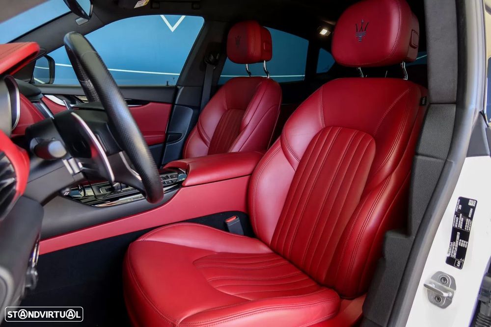 Maserati Levante 3.0 V6 - 9