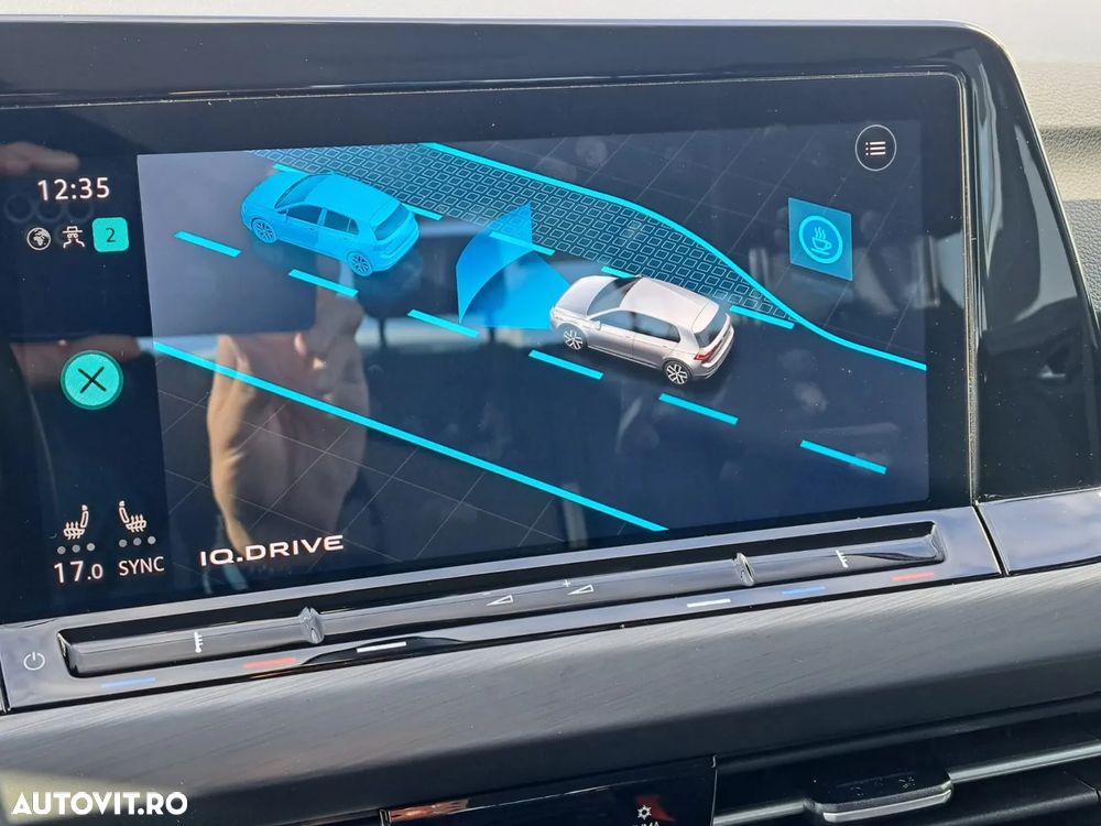 Volkswagen Golf 1.5 eTSI ACT DSG MHEV Style - 30