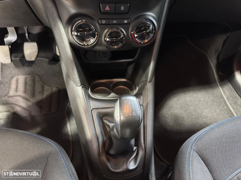 Peugeot 208 1.2 PureTech Style - 27