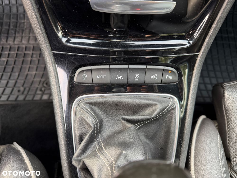 Opel Astra 1.6 CDTI DPF ecoFLEX TourerStart/Stop Style - 28