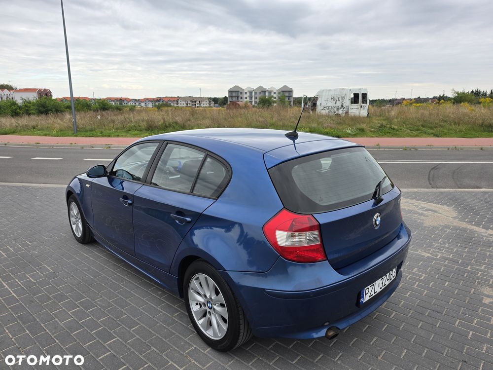 BMW E87 2006 photo 4