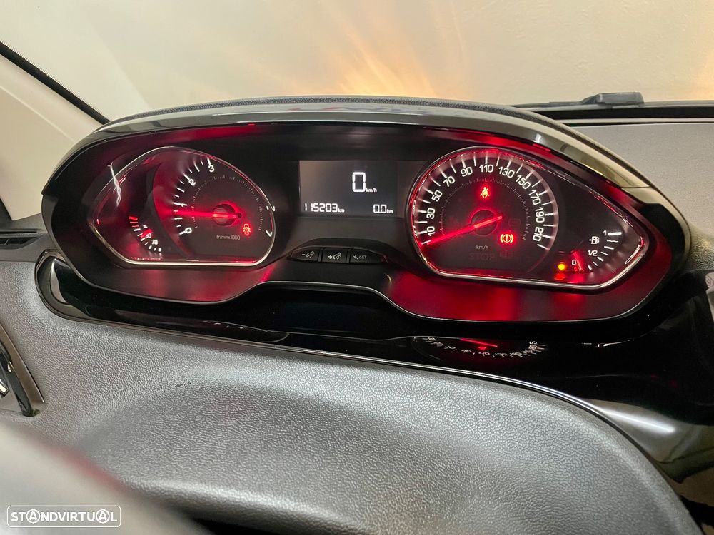 Peugeot 208 1.2 VTi Active - 21