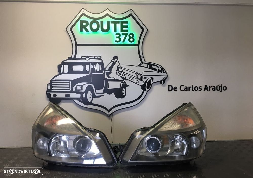 Faróis Xénon Renault Espace - 1