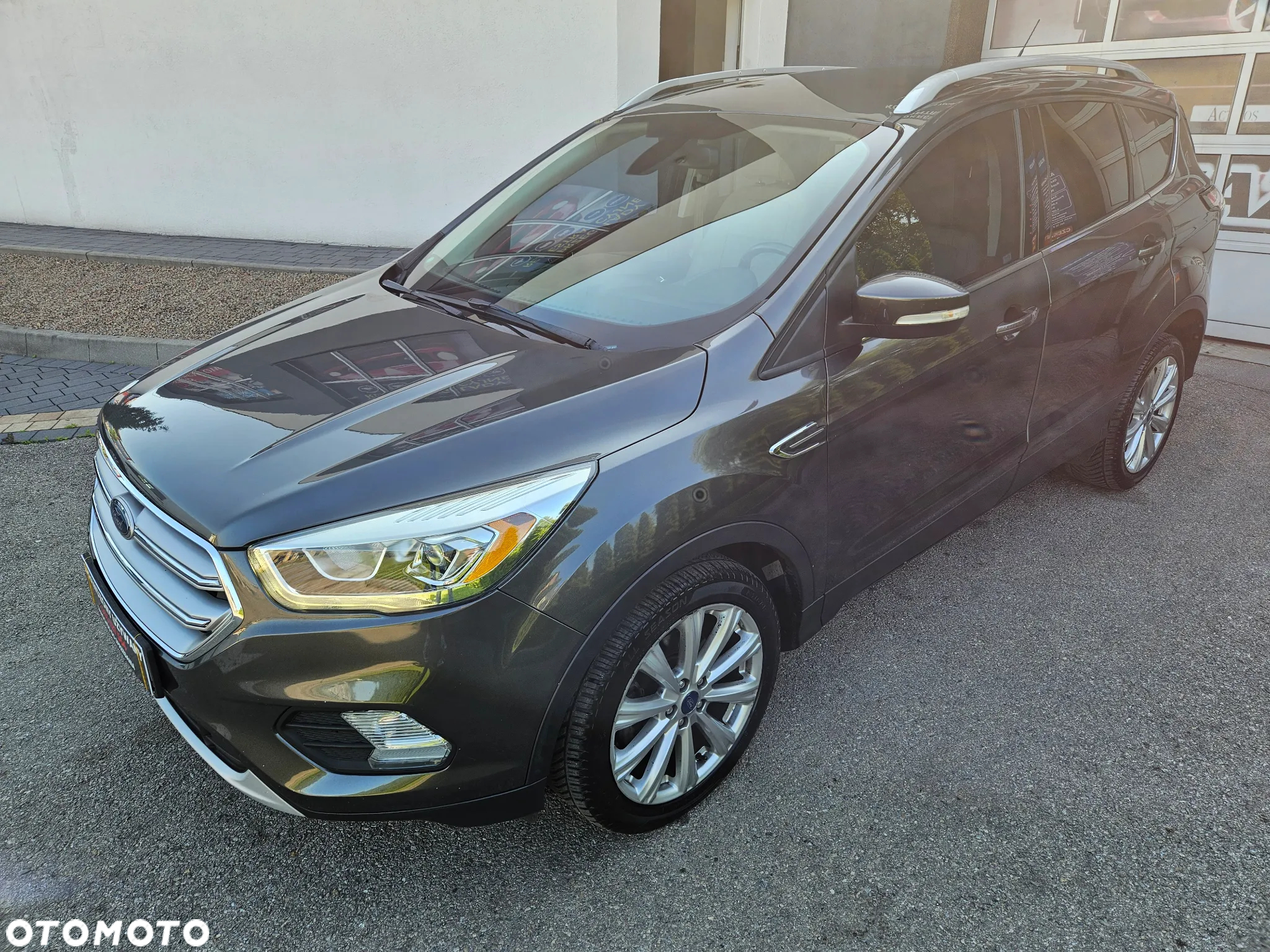 Ford Escape 1.5 EcoBoost AWD SE - 4