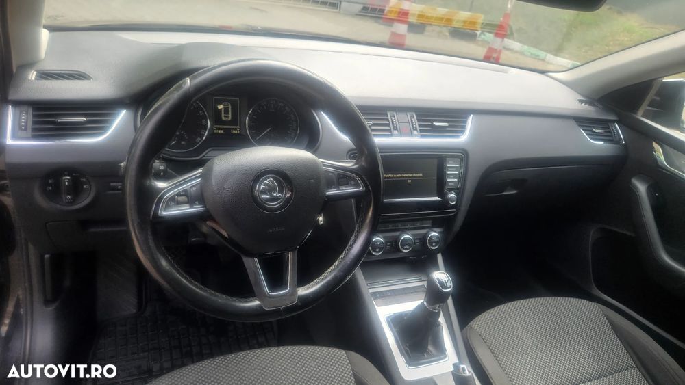 Skoda Octavia 1.6 TDI (Green tec) Ambition - 19