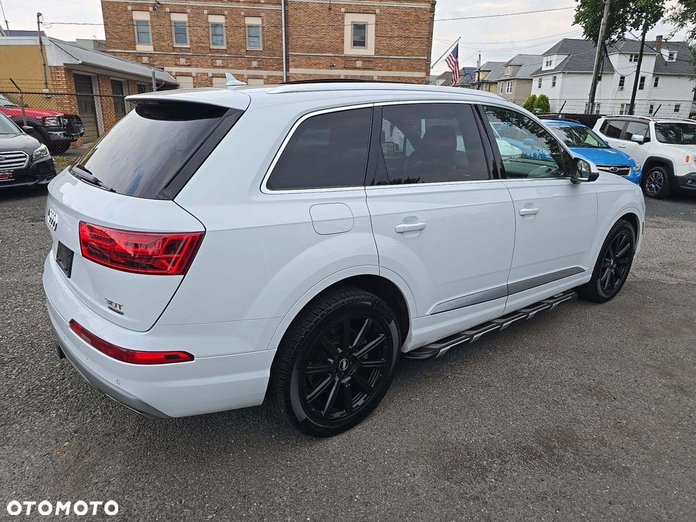 Audi Q7 3.0 TFSI Quattro Tiptronic - 4