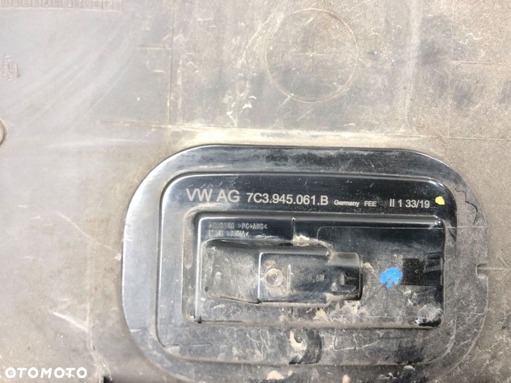 LISTWA BOCZNA PRAWA  MAN TGE Autobus 2017 - 2022 2.0 TDI 130 kW [177 KM] olej napędowy 2017 - 2022 - 7