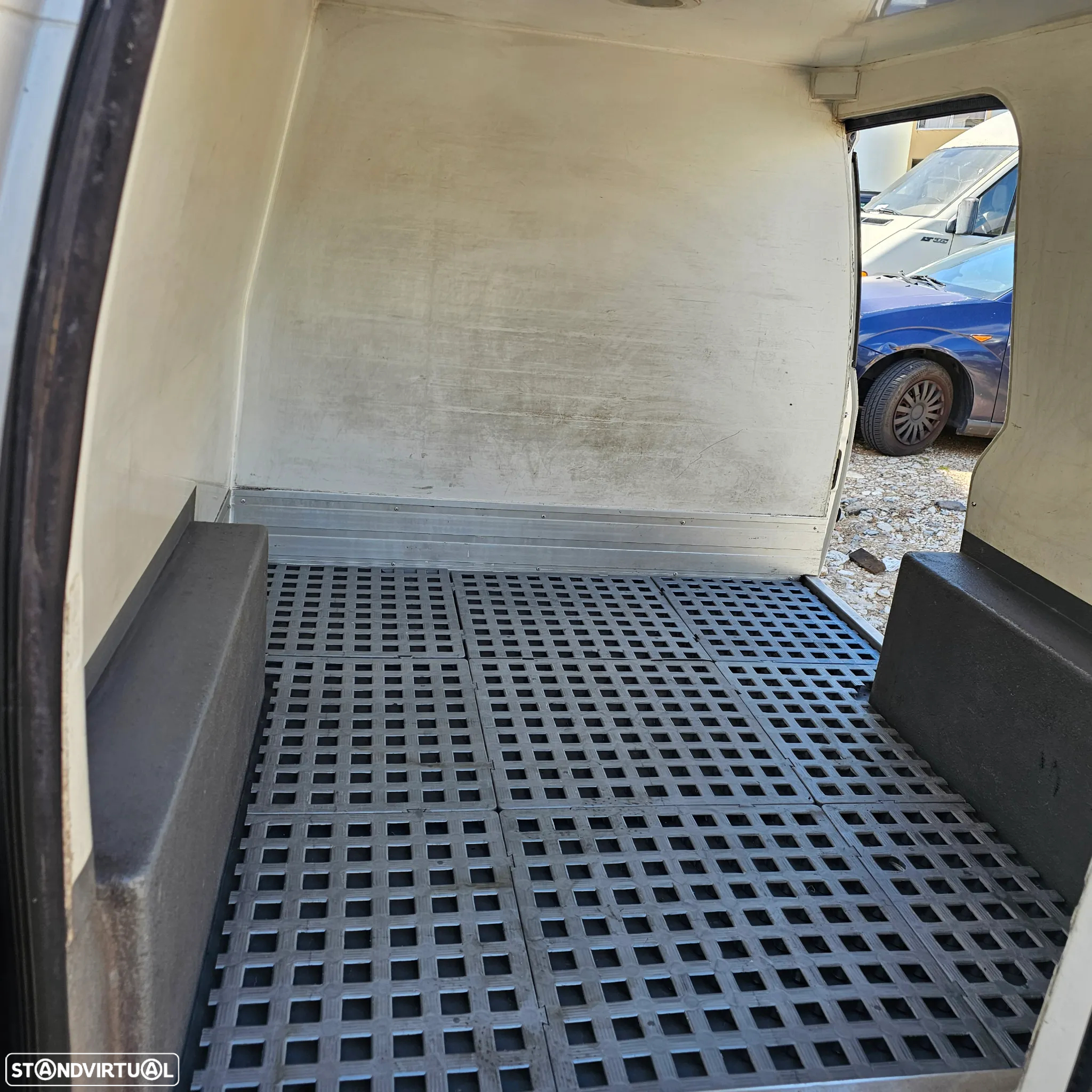 VW Caddy isótermica - 2