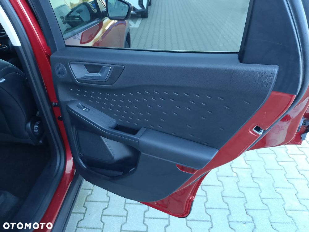 Ford Kuga 2.5 FHEV FWD Titanium X - 10