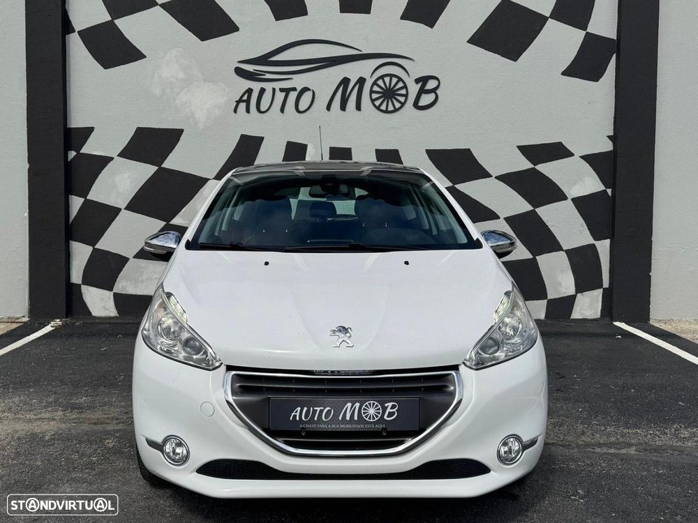 Peugeot 208 1.2 VTi Allure - 2