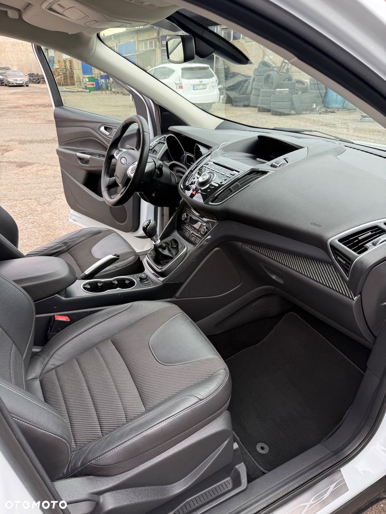 Ford Kuga 2.0 TDCi Titanium MPS6 - 21