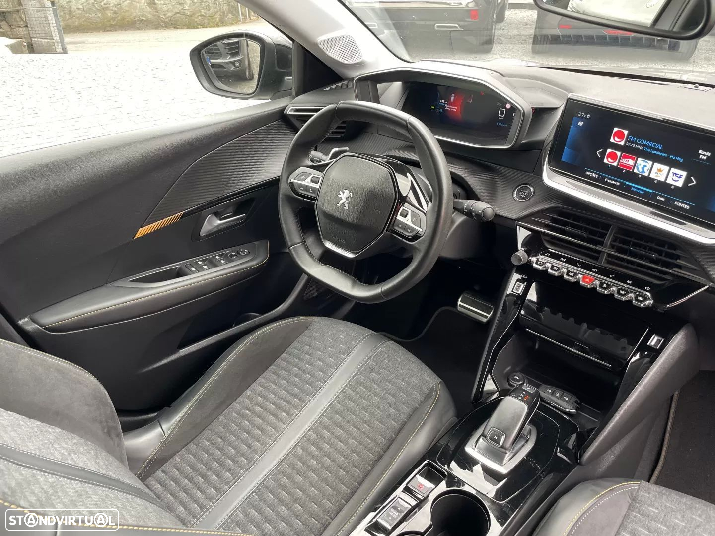 Peugeot 208 1.2 PureTech Allure Roadtrip EAT8 - 17