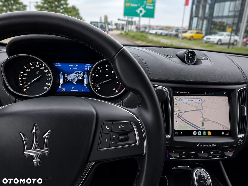 Maserati Levante S - 24