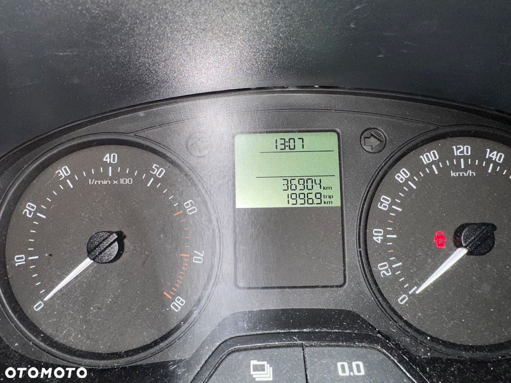 Skoda Fabia 1.4 16V Active - 8