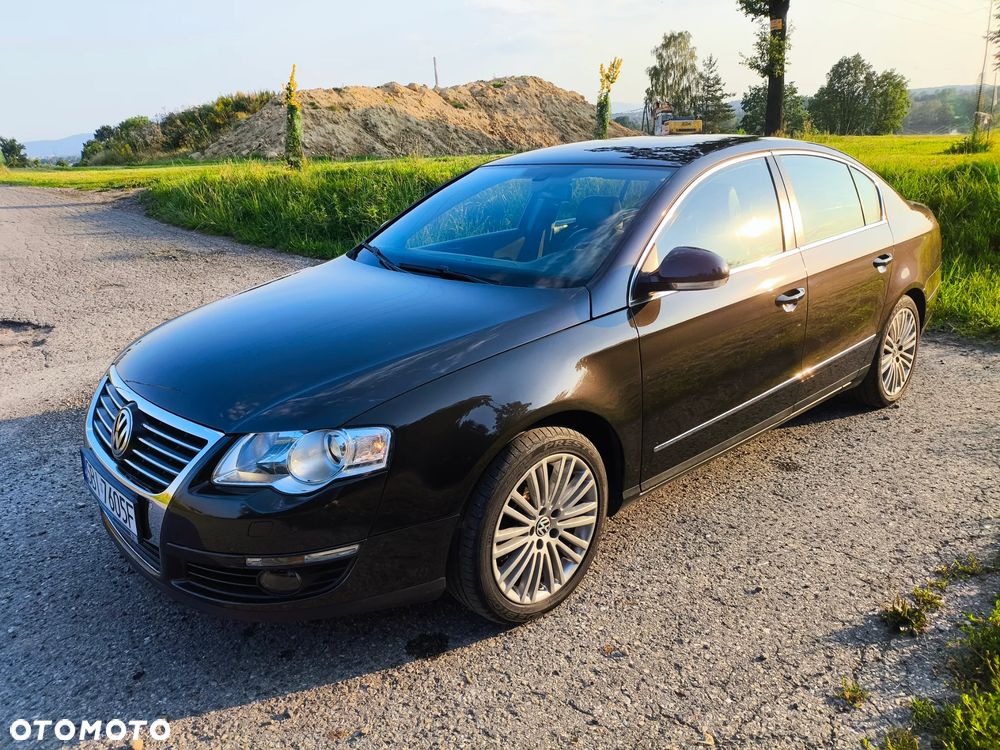 Volkswagen Passat 2.0 FSI Highline - 11
