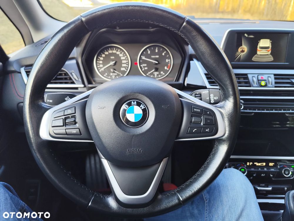 BMW Seria 2 218d Sport Line - 13