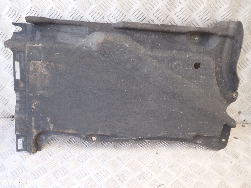 AUDI  OSŁONY - 8U0825207, 4G0807611A, AUDI A8, 4G0863822C, 8W0863822B,4G0825215 E/F , 4G0825216 A , 4G0825208 D,  4G0821111,4G0825202 A/B, 4G0825201 B/C, 4G5807454A, 4G0806391, 4G9807458 - 17