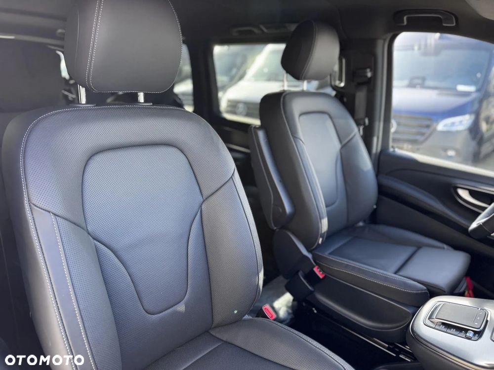 Mercedes-Benz Klasa V 300 d 4-Matic 9G-Tronic Exclusive (ekstra d³) - 12