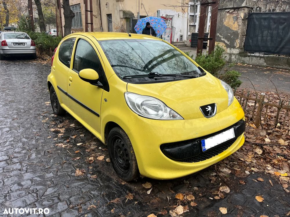 Dezmembrez Peugeot 107 galben 1.0 benzina 2007 - 7