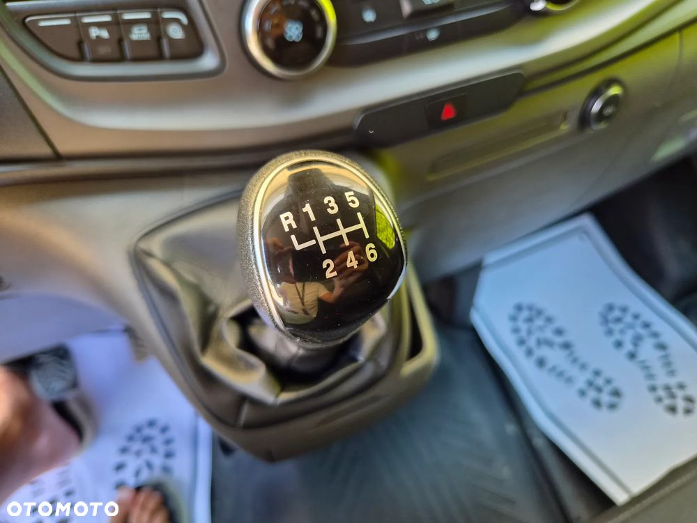 Ford Transit Custom - 33