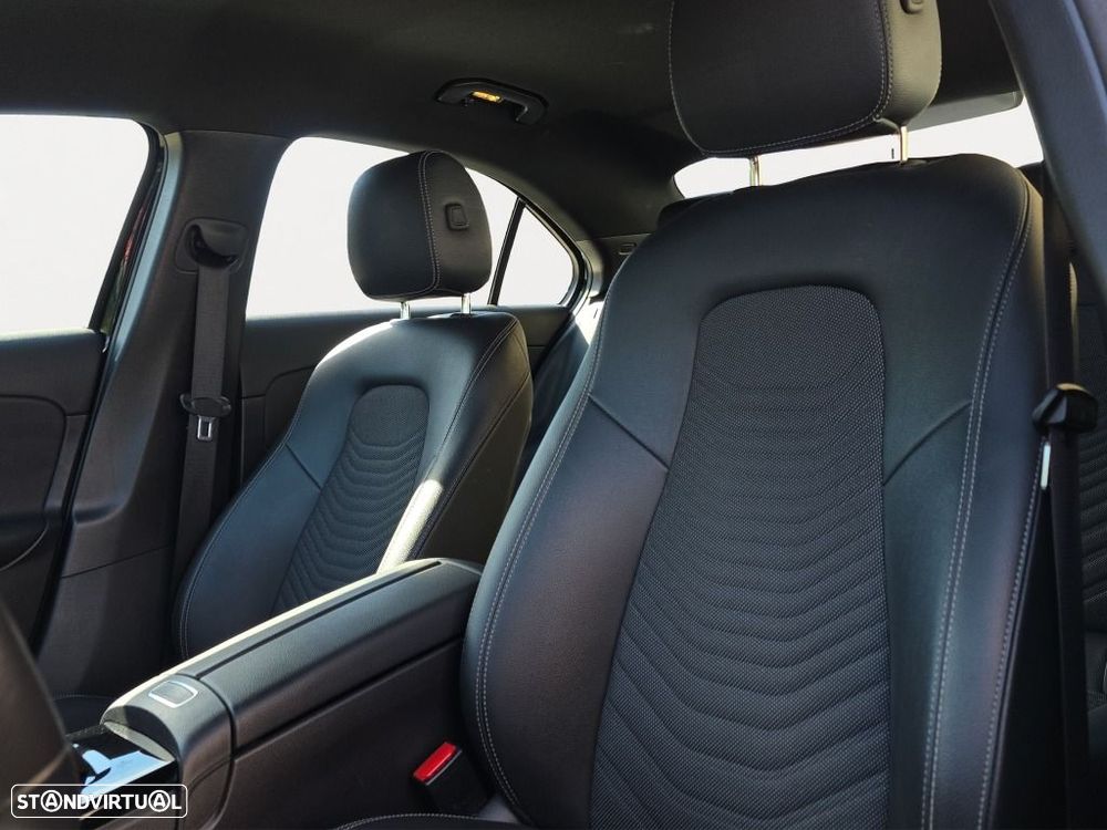 Mercedes-Benz A 180 Limousine d Style Plus Aut. - 10