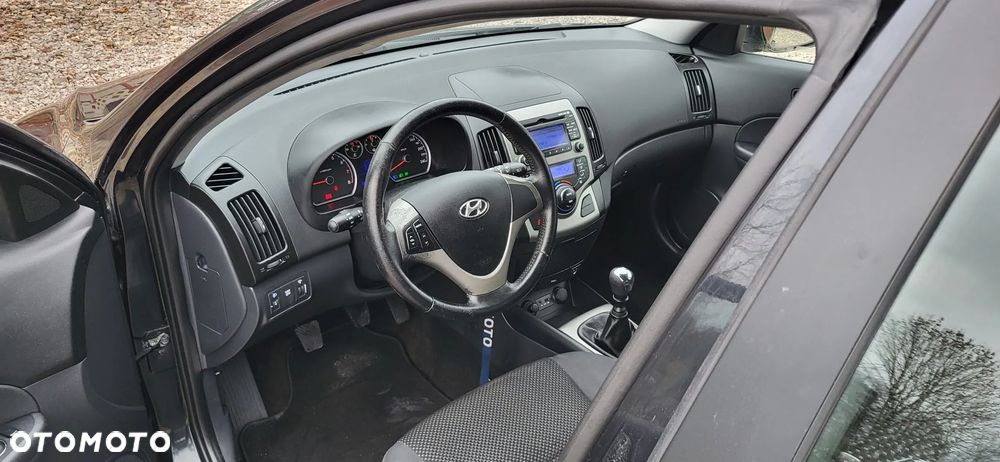 Hyundai i30 1.6 blue Comfort - 10