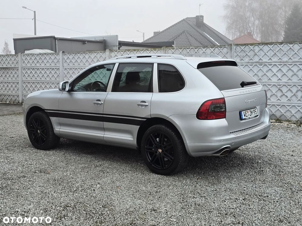 Porsche Cayenne - 12