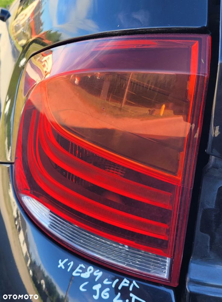 LAMPA W BŁOTNIK LEWY TYŁ TYLNA BMW X1 E84 LIFT C96 - 1