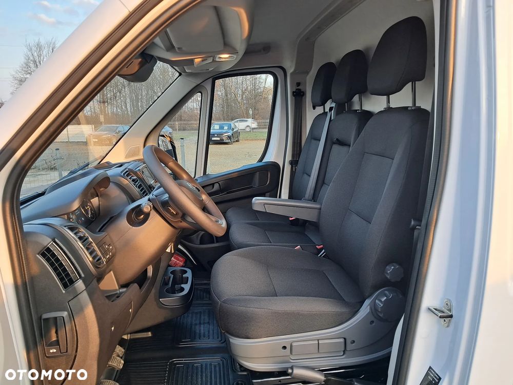 Toyota ProaceMAX L4H2, 2.2 d4d 140 km - 12