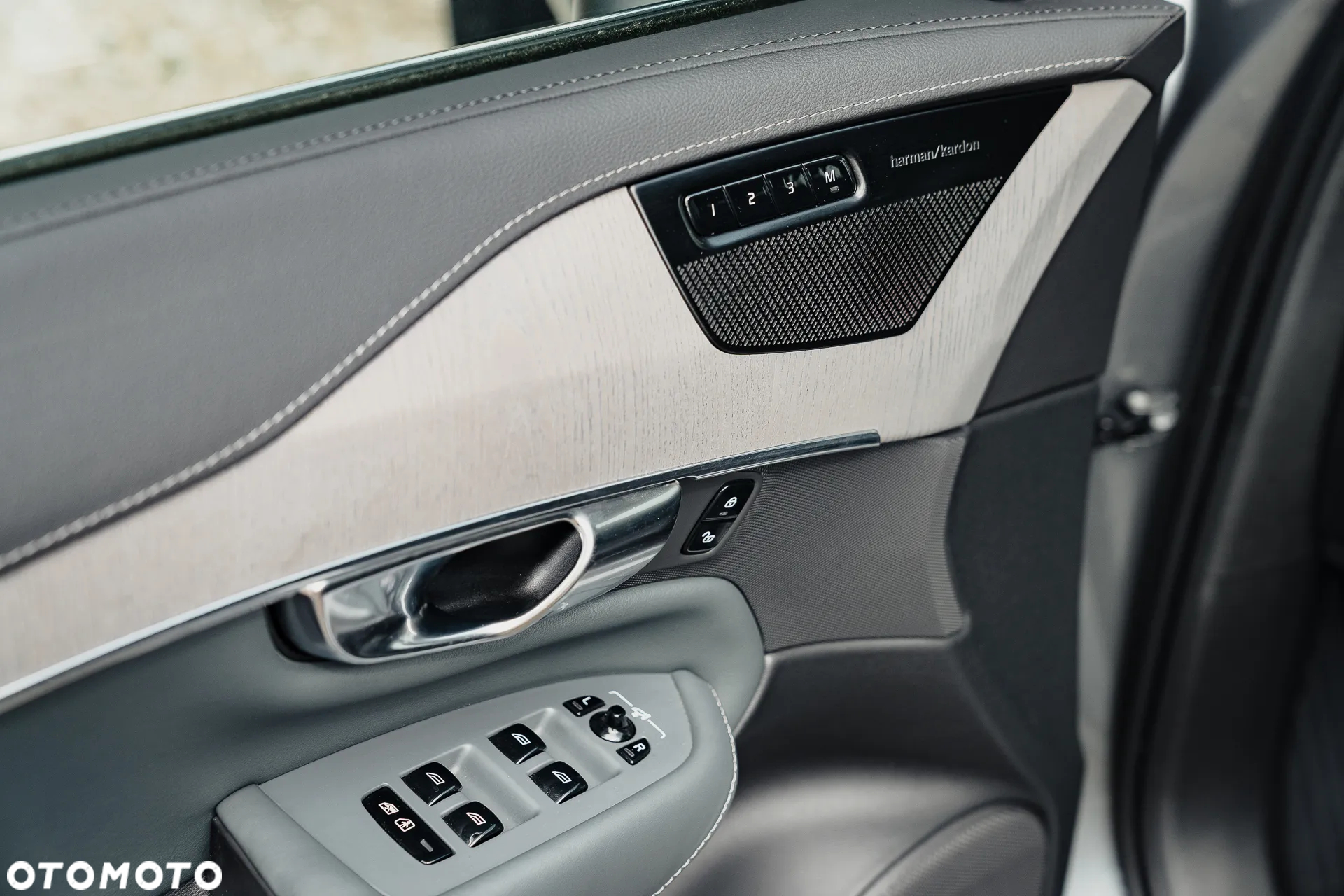 Volvo XC 90 T8 AWD Plug-In Hybrid Inscription 7os - 15