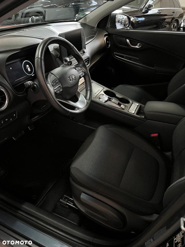 Hyundai Kona Select - 7