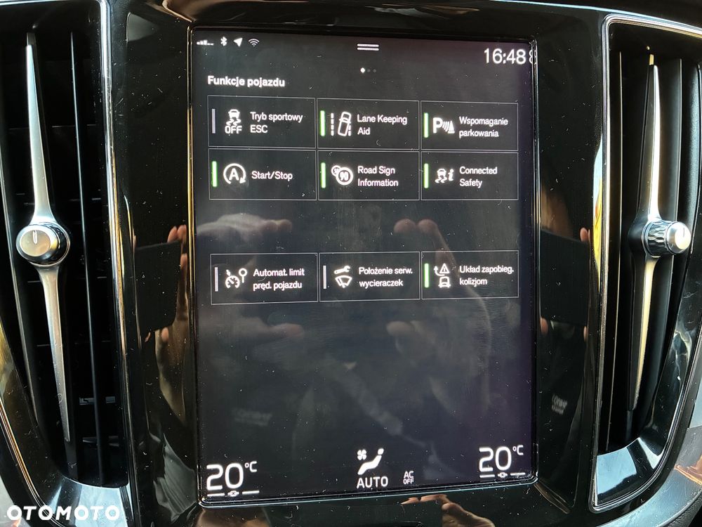 Volvo V60 T4 Momentum Pro - 14