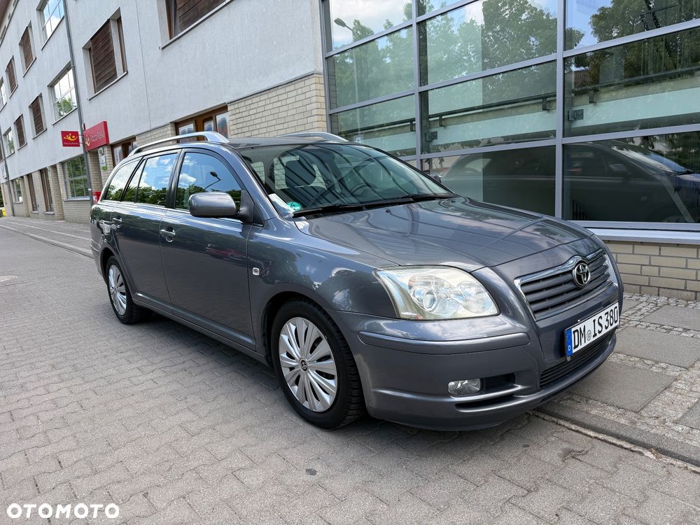 Toyota Avensis 1.8 VVT-i Terra - 10