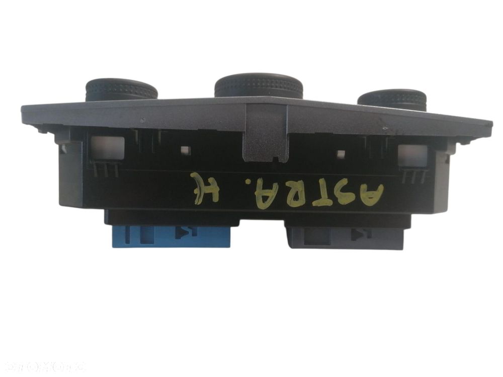 PANEL STEROWANIA KLIMATYZACJĄ OPEL ASTRA III H 06-14 13261826 - 2