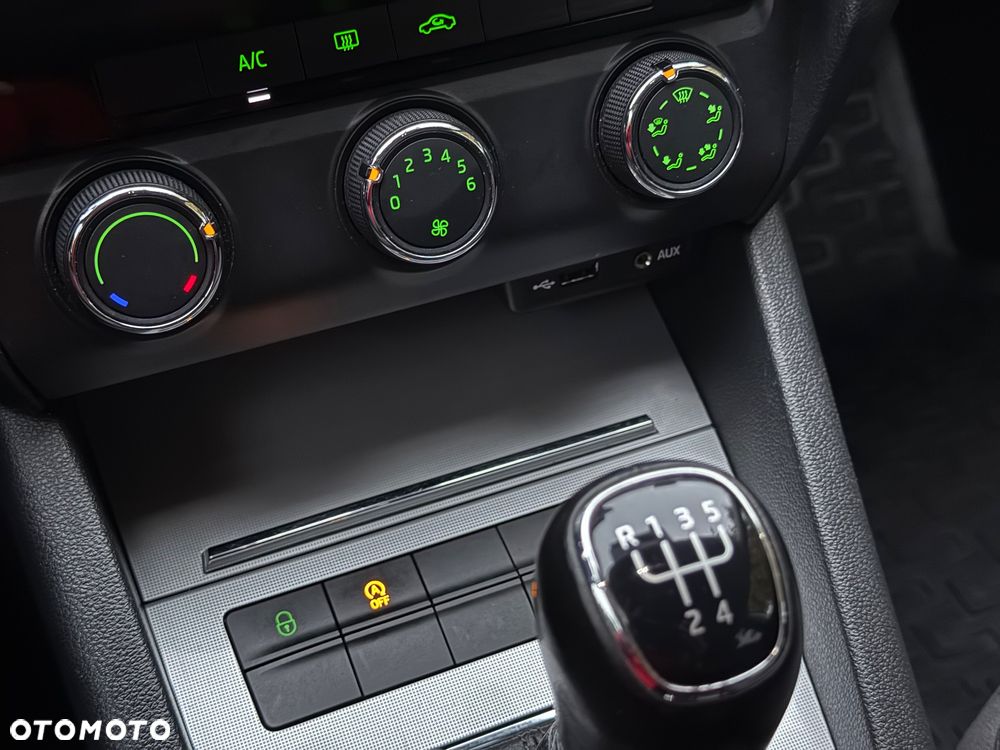 Skoda Octavia 1.6 TDI Active - 25