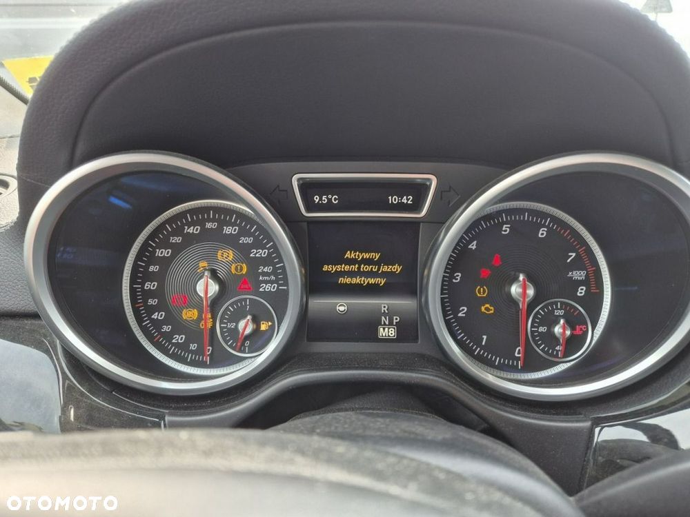 Mercedes-Benz GLS - 17