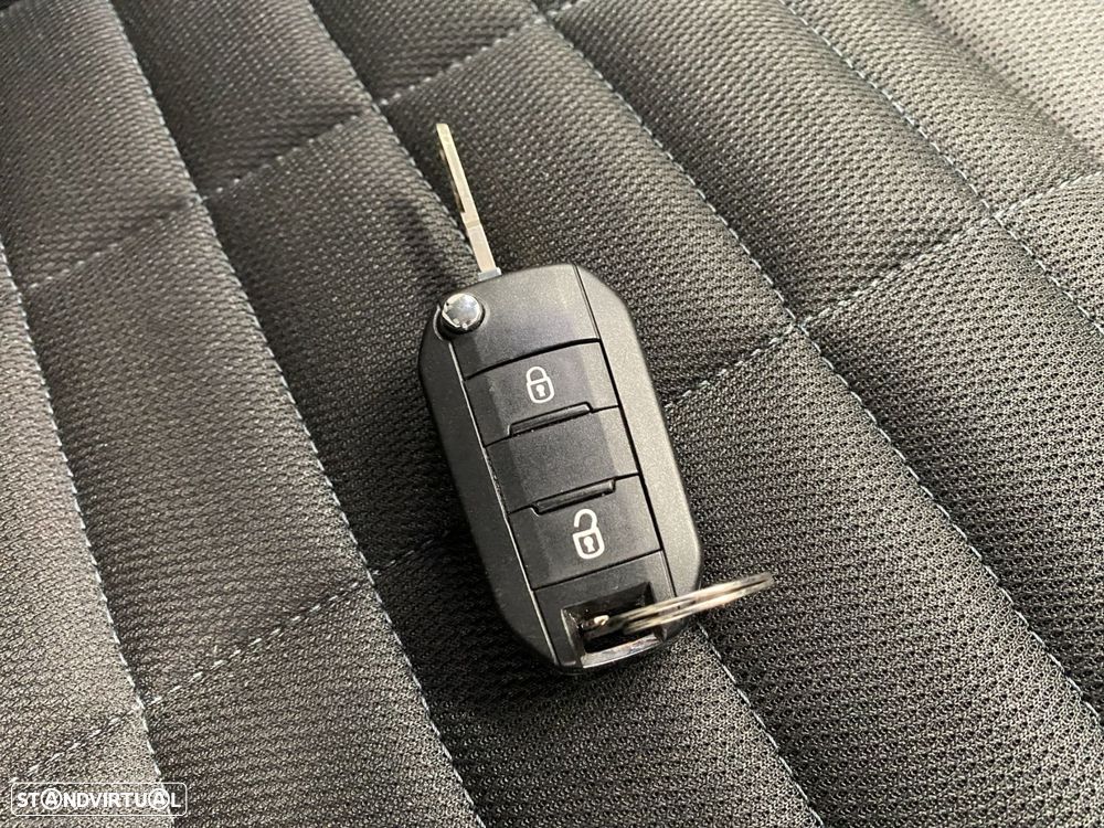 Citroën C3 Aircross 1.2 Hybrid Max e-DSC6 - 22