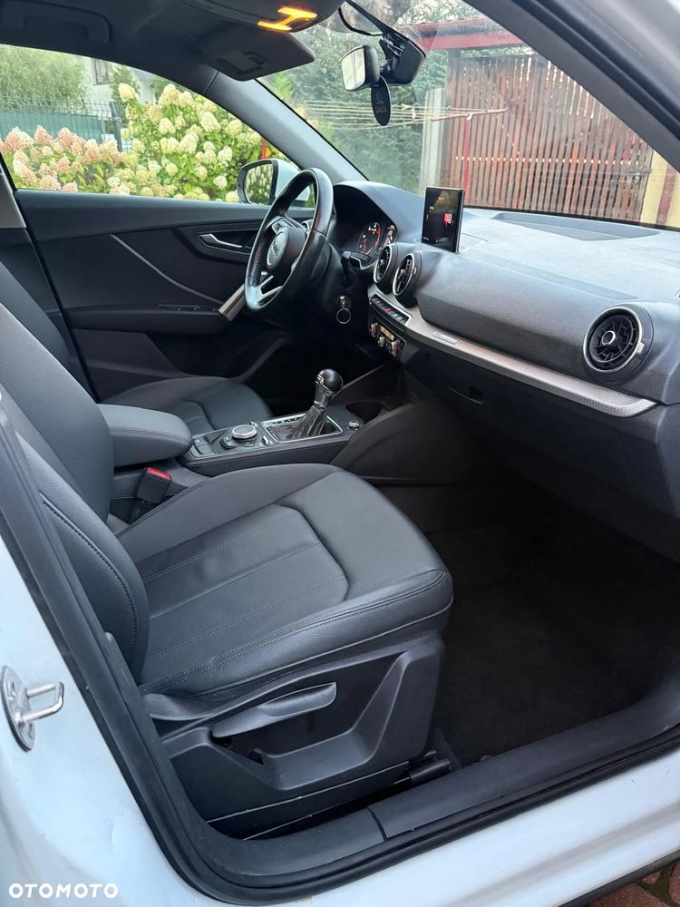 Audi Q2 1.6 TDI Sport S tronic - 14