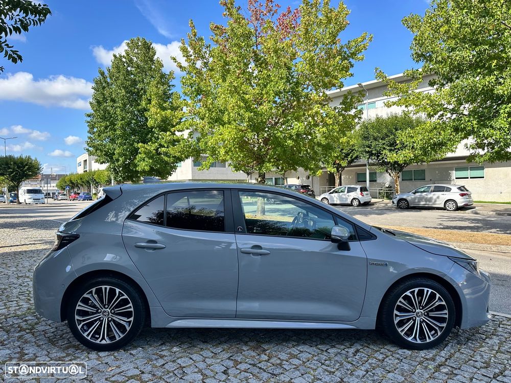 Toyota Corolla 1.8 Hybrid Square Collection - 12